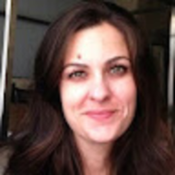 Meet your Posher, Desiree - Picture 1 of 1